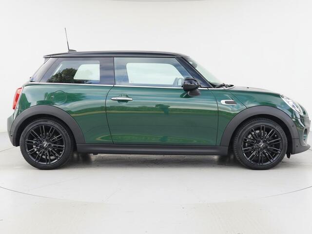 Mini COOPER 3-Deurs 1.5 Chili | Clima | Cruise | Multimedia/Navi | Pano | Stoelverwarming | PDC |