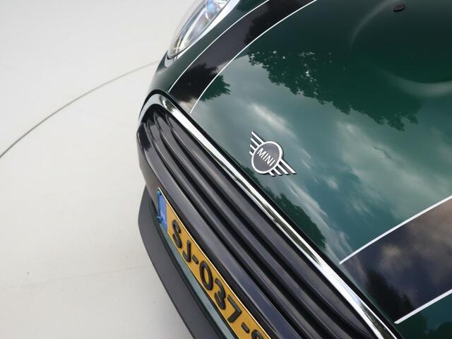 Mini COOPER 3-Deurs 1.5 Chili | Clima | Cruise | Multimedia/Navi | Pano | Stoelverwarming | PDC |