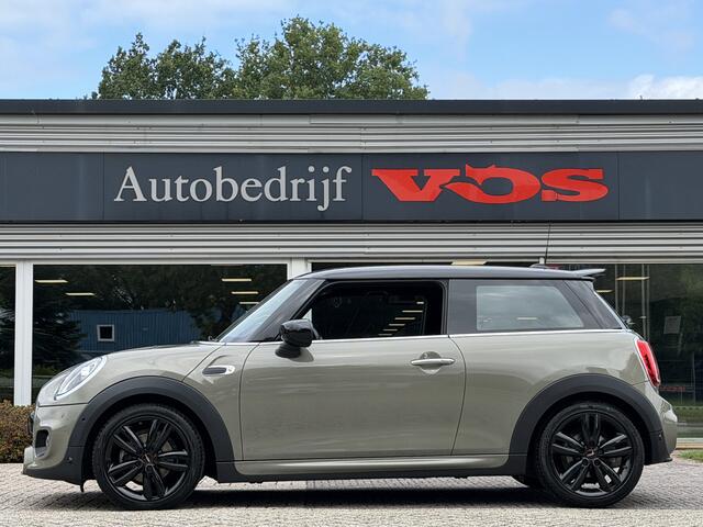 Mini COOPER 3-Deurs 1.5 JCW Pakket | Kuipstoelen | Keyless | H&K | ACC | CarPlay
