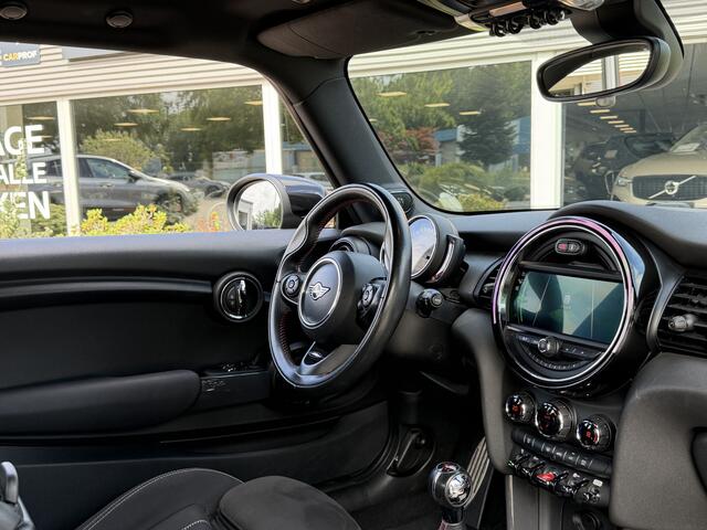 Mini COOPER 3-Deurs 1.5 JCW Pakket | Kuipstoelen | Keyless | H&K | ACC | CarPlay