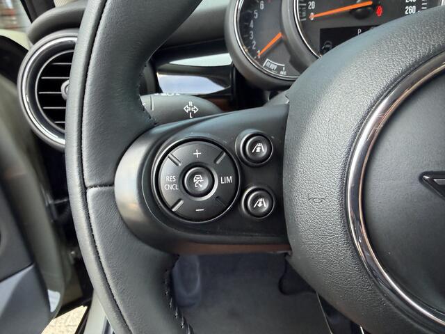 Mini COOPER 5-Deurs 1.5 One Leder/H&K/Apple