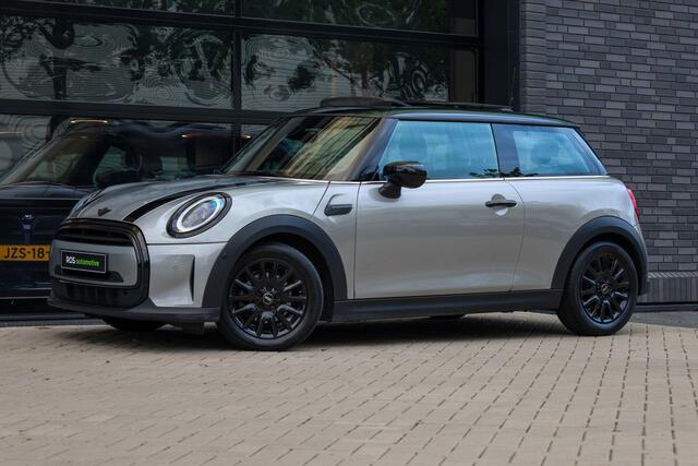 Mini COOPER 3-Deurs 1.5 Classic | PANO | HUD | CAMERA | KEYLESS | LEDER |