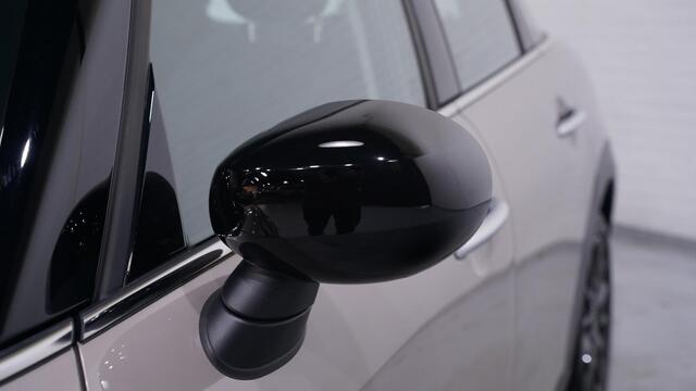 Mini COOPER 5-Deurs 1.5 Business Edition 2e Eig. NAP Clima Navi Panodak PDC achter Apple-carplay bleutooth telefonie Sportstoelen voor half lederen bekleding cruise-controle