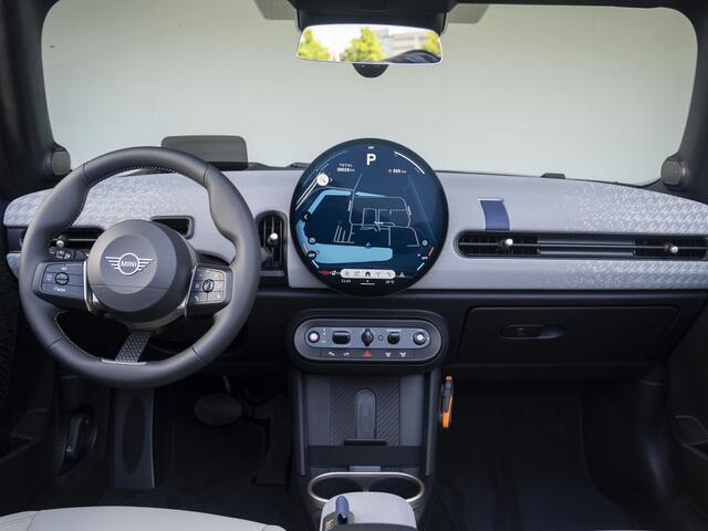 Mini COOPER Cabrio C Favoured XL-pakket | Elektrisch verstelbare stoelen | Harman Kardon | Parking Assistant Plus |