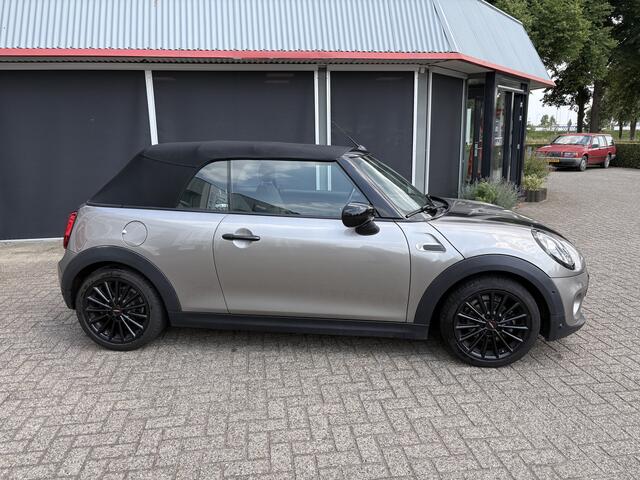 Mini COOPER Cabrio 1.5 Pepper