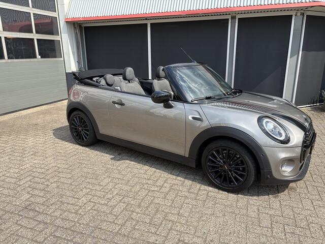 Mini COOPER Cabrio 1.5 Pepper