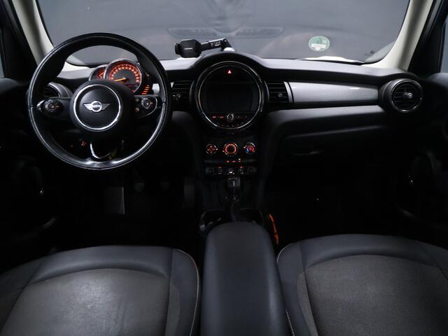 Mini COOPER 5-Deurs 1.5 Business [PANORAMADAK, NAVIGATIE, CRUISE CONTROL, BLUETOOTH, MULTIFUNCTIONEEL STUUR, AIRCO, LICHTMETALEN VELGEN]