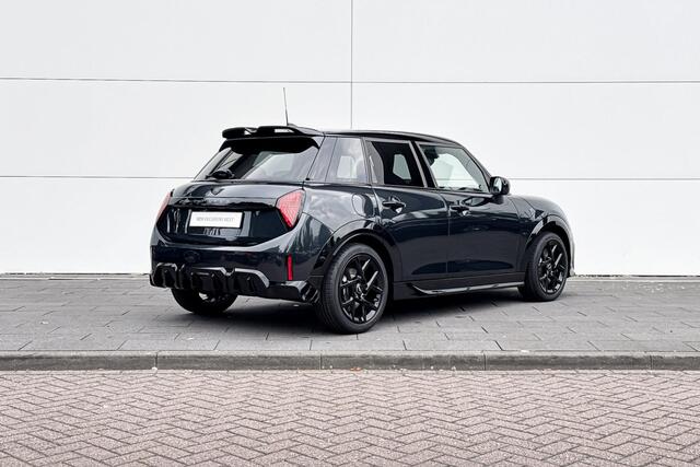 Mini COOPER 5-Deurs 1.5 C John Cooper Works XL