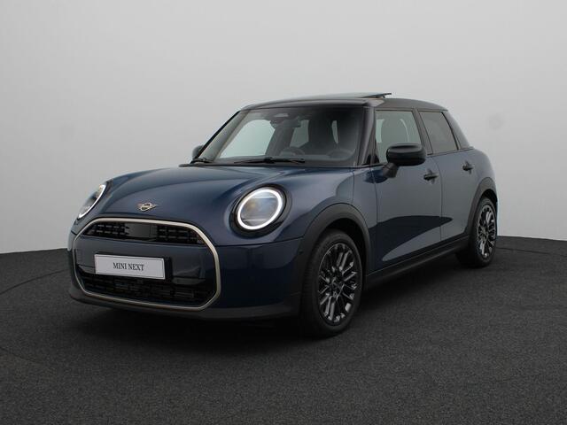 Mini COOPER 5-Deurs 1.5 C Favoured M