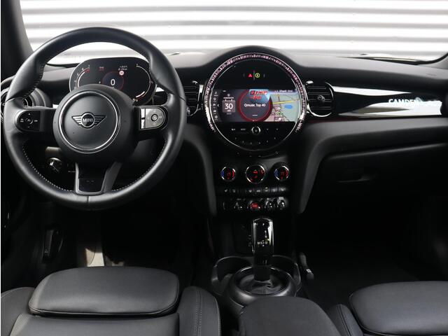 Mini COOPER 3-Deurs | Classic + Camera + Sportstoelen + Apple Carplay + Getint Glas + Climate Control + LED Koplampen + 17'' Tentacle Spoke Black
