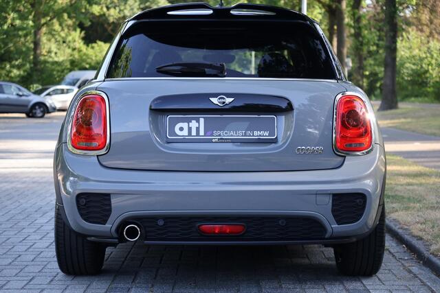 Mini COOPER 5-Deurs 1.5 Chili John Cooper Works | 1e eigenaar | Navi | Keyless | LED | Clima | Stoelwarming | Alarm | PDC | Etc.
