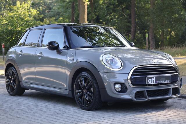 Mini COOPER 5-Deurs 1.5 Chili John Cooper Works | 1e eigenaar | Navi | Keyless | LED | Clima | Stoelwarming | Alarm | PDC | Etc.