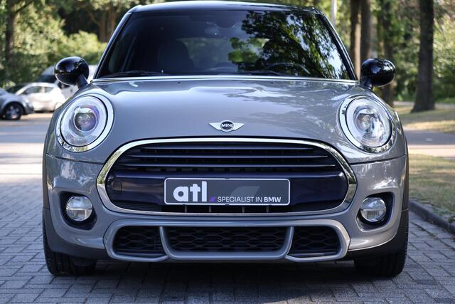 Mini COOPER 5-Deurs 1.5 Chili John Cooper Works | 1e eigenaar | Navi | Keyless | LED | Clima | Stoelwarming | Alarm | PDC | Etc.