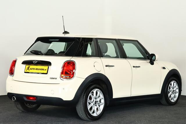 Mini COOPER Mini 1.5 Pepper / LED / Aut / Navi / CarPlay