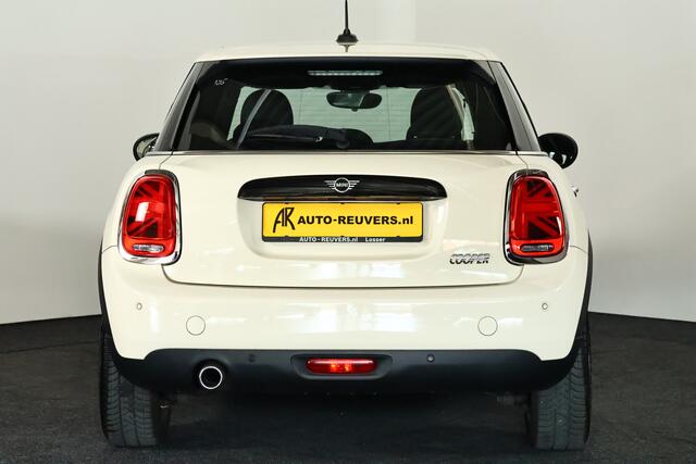 Mini COOPER Mini 1.5 Pepper / LED / Aut / Navi / CarPlay