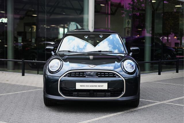 Mini COOPER Hatchback C Automaat / John Cooper Works / Pakket M / 17" JCW Sprint Spoke black