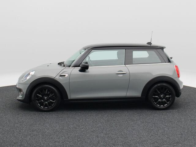 Mini COOPER 3-Deurs 1.5 Business | Cruise Control | Airco | Bluetooth | Navigatie | Parkeersensoren | 16 Inch | 101.569 Km !!