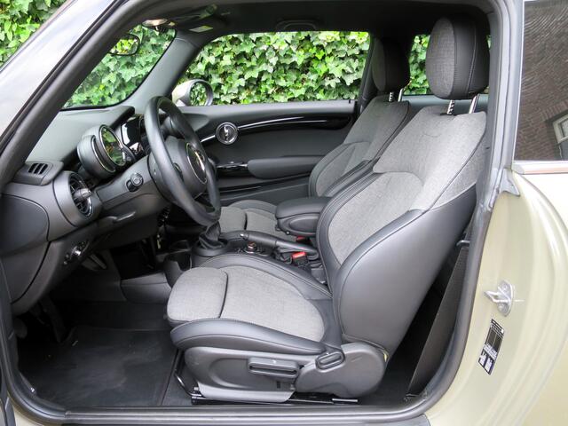 Mini COOPER 1.5 Chili F56 LCI LED, Navi, Apple CarPlay, DAB en 16"