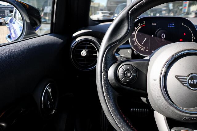 Mini COOPER 5-Deurs 1.5 Dalston Edition JCW PAKKET / PANO / SFEER