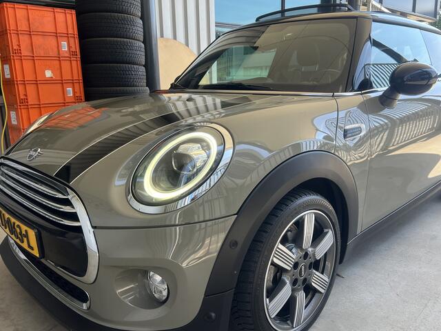 Mini COOPER 3-Deurs 1.5 Chili | AUTOMAAT | HEAD-UP DISPLAY | LEDER | SCHUIF/KANTELDAK | CARPLAY | HARMAN/KARDON | NAVI | CRUISE CONTROL | PDC V+A | CLIMATE CONTROL | LMV 17'' | STOELVERWARMING | KEYLESS | LED | BLUETOOTH