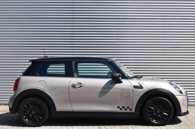 Mini COOPER 1.5 COOPER BUSINESS EDITION / DEALERONDERHOUDEN / CARPLAY / JCW VELGEN