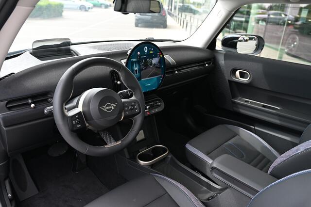 Mini COOPER Hatchback C Automaat / Classic / Pakket M / 17" U-Spoke grey
