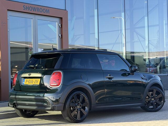 Mini COOPER 3-Deurs 1.5 Resolute Edition | Pano | Harman / Kardon | Apple Carplay | Leder | Stoelverwarming | Achteruitrijcamera |