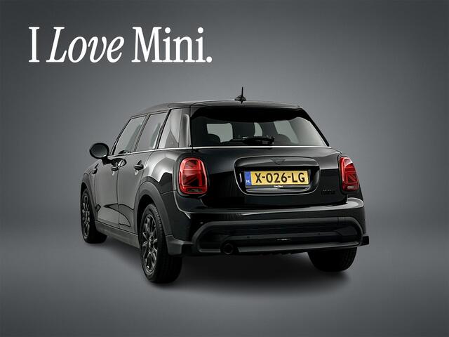 Mini COOPER 5-Deurs 1.5 Aut. Camden Black-Ed. Leder/Sportstoelen/Digi.Dashboard