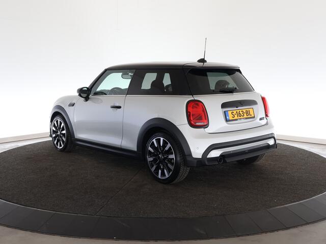 Mini COOPER Mini 1.5 Classic | Navi | Clima | Leder | 12 maanden BOVAG |