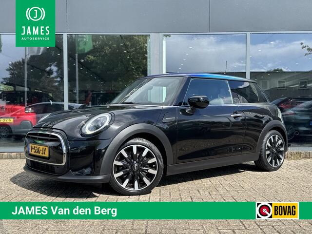 Mini COOPER 3-Deurs 1.5 Classic | DEALER ONDERHOUDEN | UNIEK DAK | STUURWIELVERWARMING |