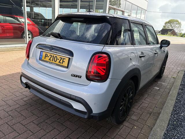 Mini COOPER 5-Deurs 1.5 136pk Bns.Edition 5-drs. NAVI/CARPLAY/CLIMA/CRUISE/PDC/LED