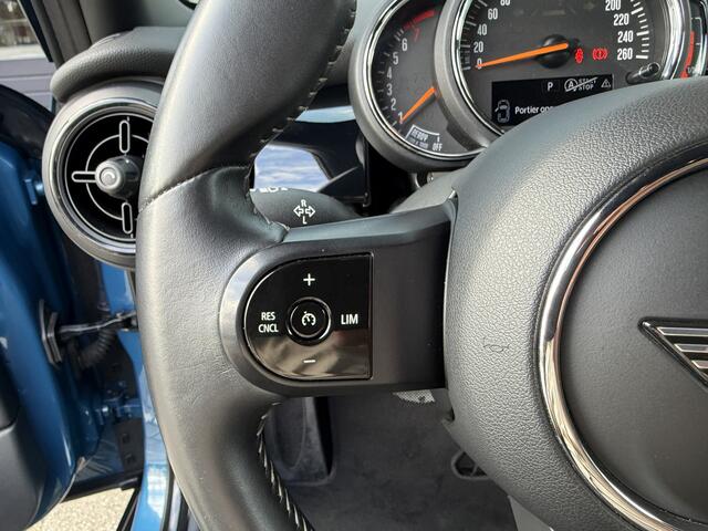 Mini COOPER 5-Deurs 1.5 Apple/Navi