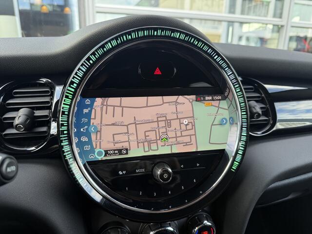 Mini COOPER 5-Deurs 1.5 Apple/Navi