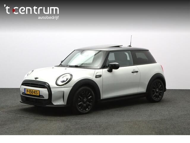 Mini COOPER 3-Deurs 1.5 136 PK Automaat Camden Plus Edition, Panoramadak, LED, Leder, Climate Control