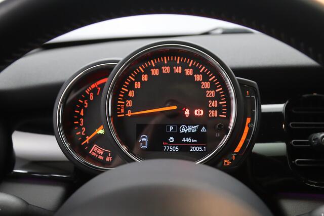 Mini COOPER 3-Deurs 1.5 136 PK Automaat Camden Plus Edition, Panoramadak, LED, Leder, Climate Control