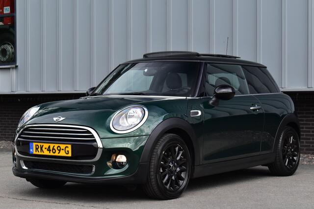 Mini COOPER 3-Deurs 1.5 Salt | Pano | Navi | Dealer onderhoud | NL AUTO | Airco