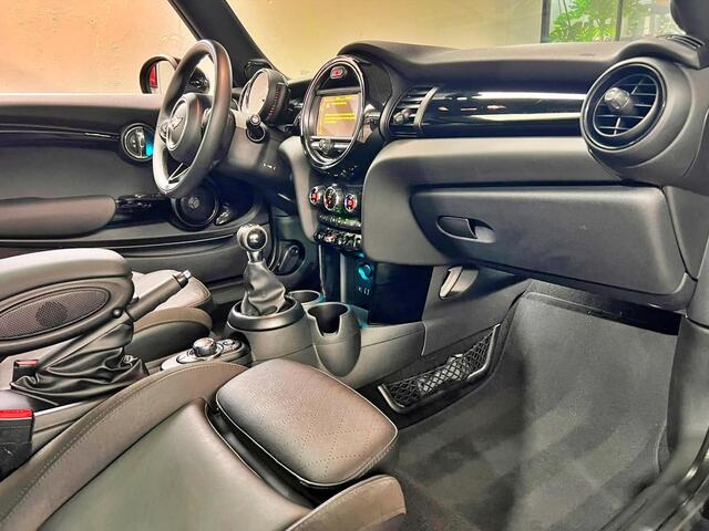Mini COOPER 3-Deurs 1.5 Marylebone | Harman Kardon | Panoramadak | Keyless | NL geleverd