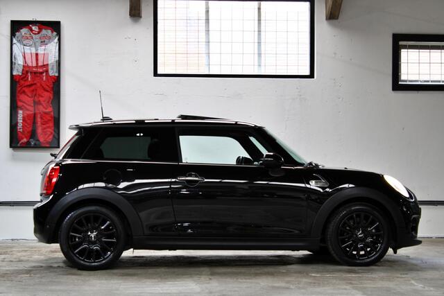 Mini COOPER 3-Deurs 1.5 Marylebone | Harman Kardon | Panoramadak | Keyless | NL geleverd