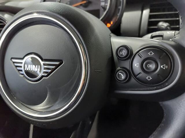 Mini COOPER 3-Deurs 1.5 I Origineel Nederlands I Apple Carplay I BOVAG-Garantie I