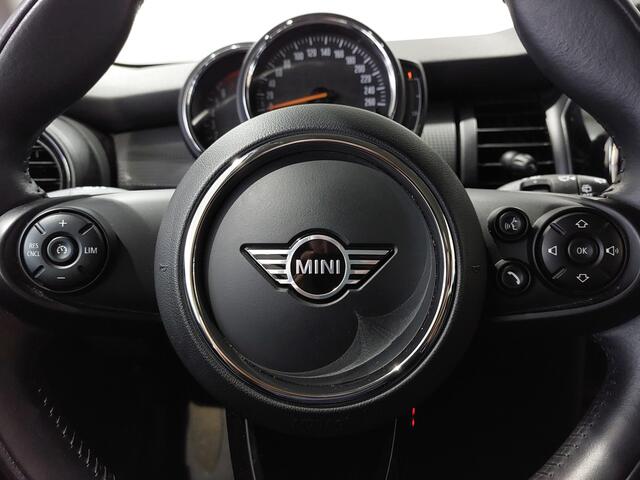 Mini COOPER 3-Deurs 1.5 I Origineel Nederlands I Apple Carplay I BOVAG-Garantie I