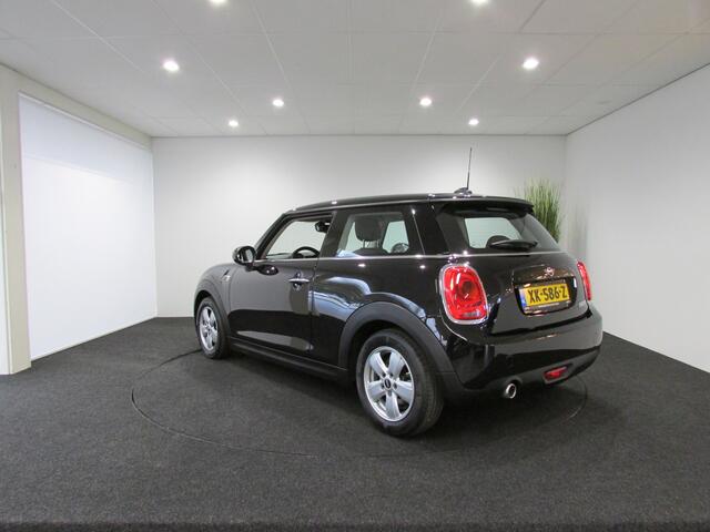 Mini COOPER 3-Deurs 1.5 I Origineel Nederlands I Apple Carplay I BOVAG-Garantie I