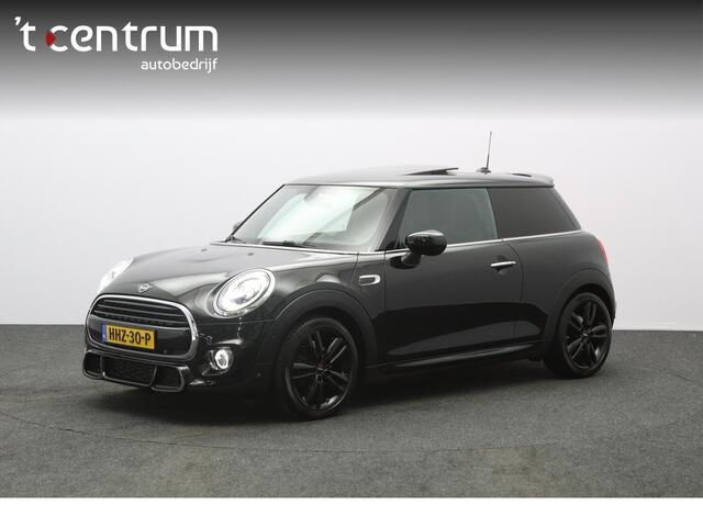 Mini COOPER 3-Deurs 1.5 136 PK Automaat John Cooper Works, Panoramadak, Stoelverwarming, Cruise Control