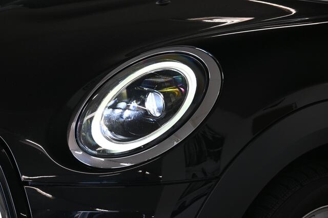 Mini COOPER 3-Deurs 1.5 Essential Facelift model / Automaat