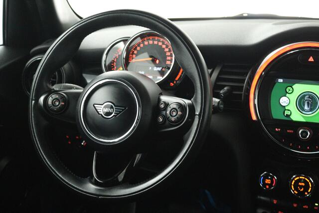 Mini COOPER 5-Deurs 1.5 Chili (NAVIGATIE, CRUISE CONTROL, PARKEERSENSOREN, CARPLAY)