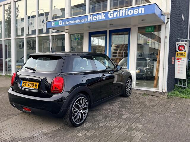Mini COOPER 1.5 Cooper I Stoelverw. I Harman Kardon I Climate contr. I PDC