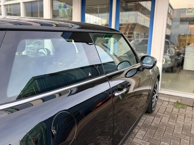 Mini COOPER 1.5 Cooper I Stoelverw. I Harman Kardon I Climate contr. I PDC