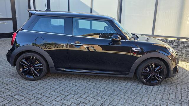 Mini COOPER 3-Deurs 1.5 Salt JCW John Cooper Works Navi, Led, Cruise, Pdc, Sport Pakket