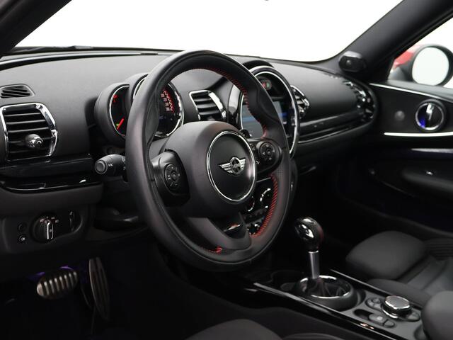 Mini COOPER CLUBMAN Mini S 2.0 JOHN WORKS JCW ALL4 231 PK AUT. + PANORAMA / CAMERA / CARPLAY