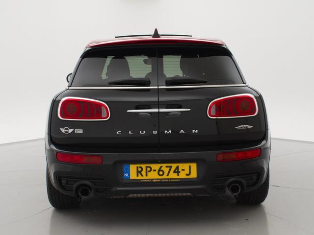 Mini COOPER CLUBMAN Mini S 2.0 JOHN WORKS JCW ALL4 231 PK AUT. + PANORAMA / CAMERA / CARPLAY