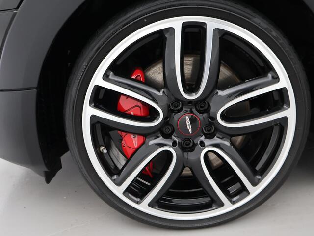 Mini COOPER CLUBMAN Mini S 2.0 JOHN WORKS JCW ALL4 231 PK AUT. + PANORAMA / CAMERA / CARPLAY